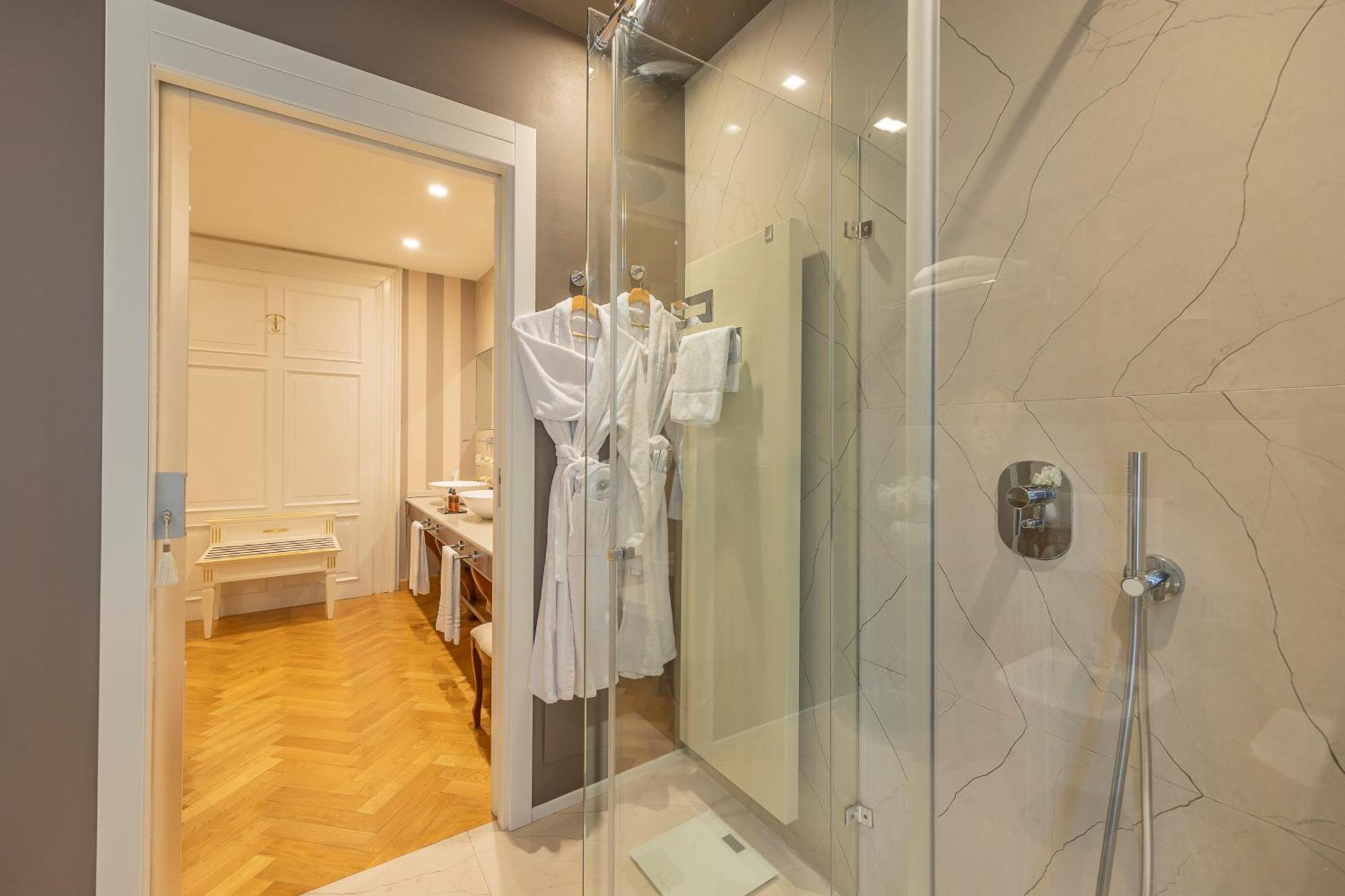 Palazzo Monga Boutique Guesthouse Verona Exterior photo