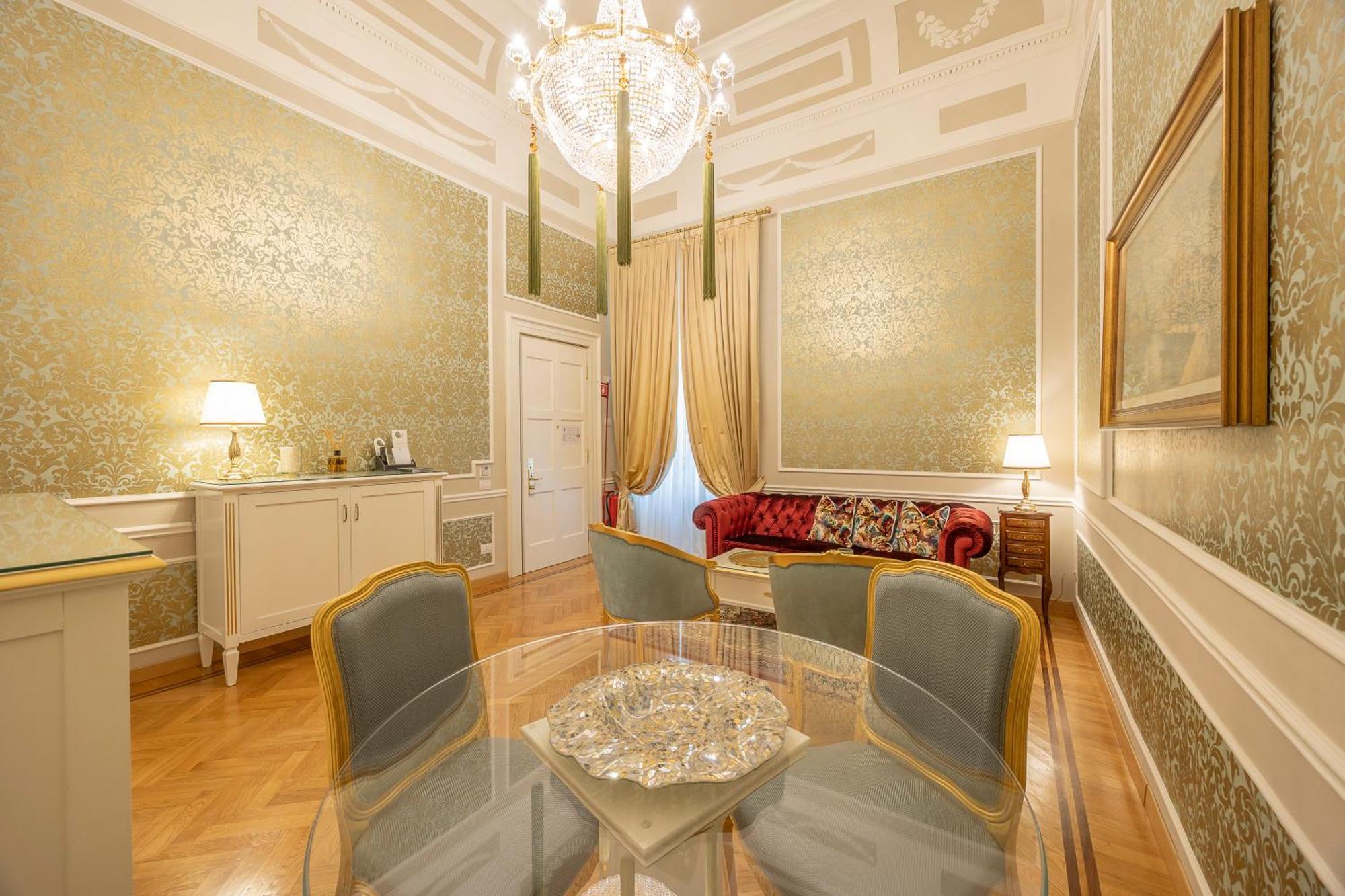 Palazzo Monga Boutique Guesthouse Verona Exterior photo