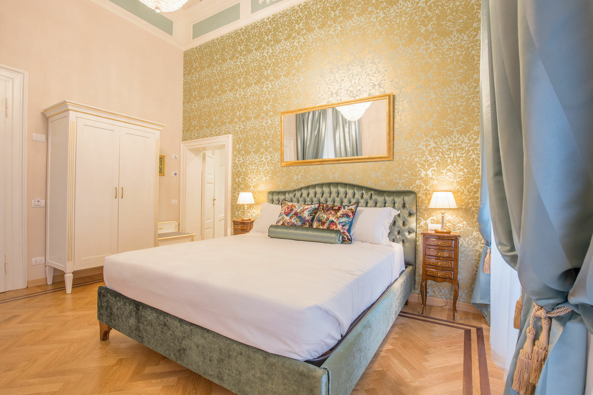 Palazzo Monga Boutique Guesthouse Verona Exterior photo